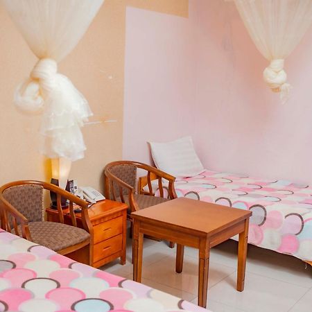 Tigers'S Apartment Hotel Bujumbura Luaran gambar