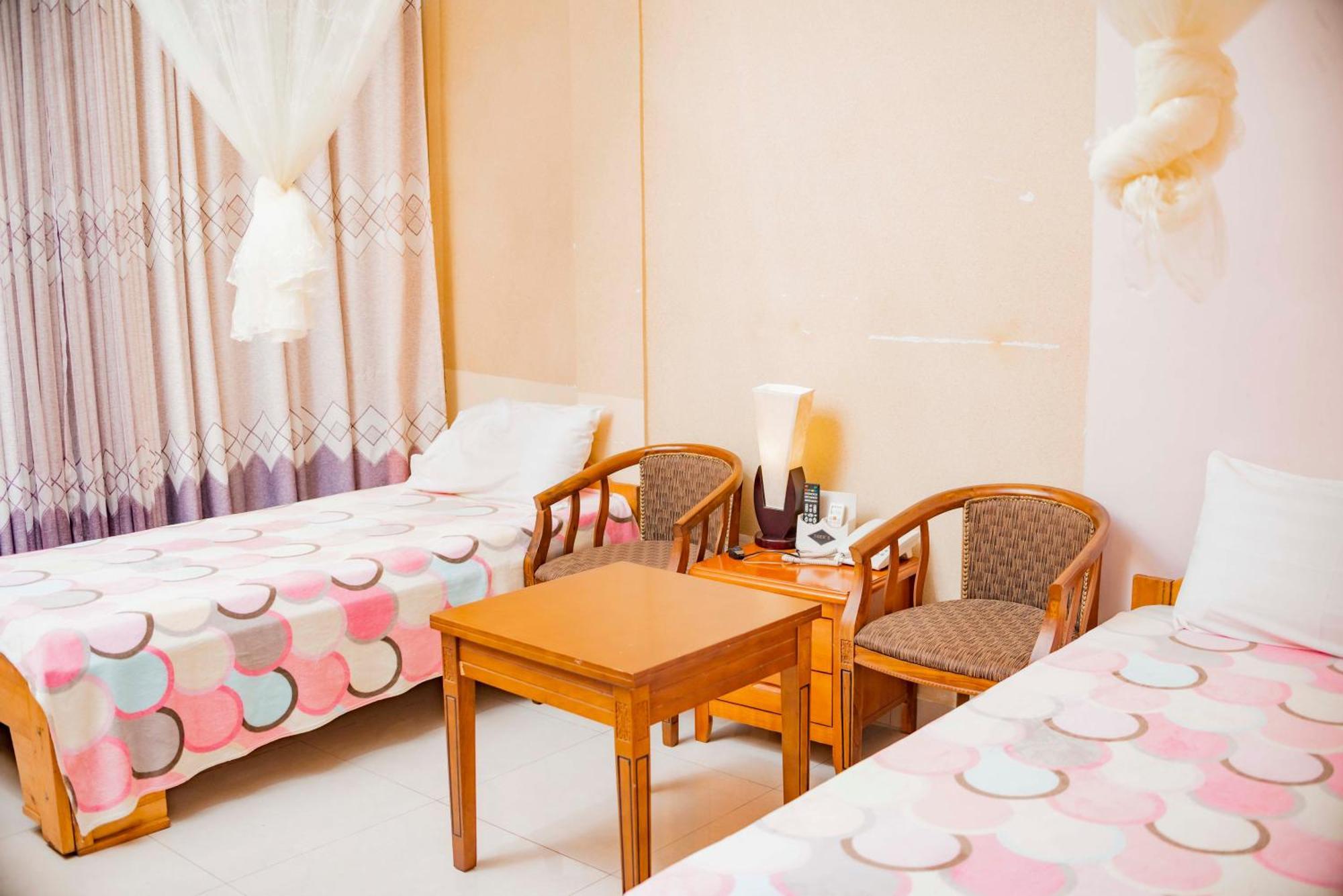 Tigers'S Apartment Hotel Bujumbura Luaran gambar