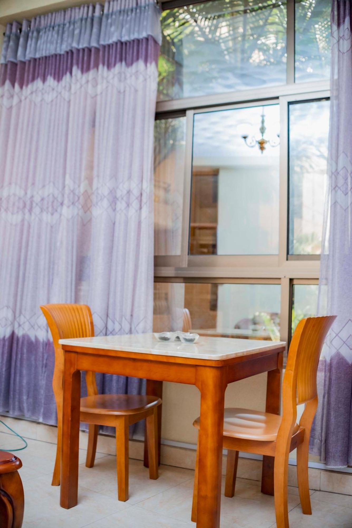 Tigers'S Apartment Hotel Bujumbura Luaran gambar