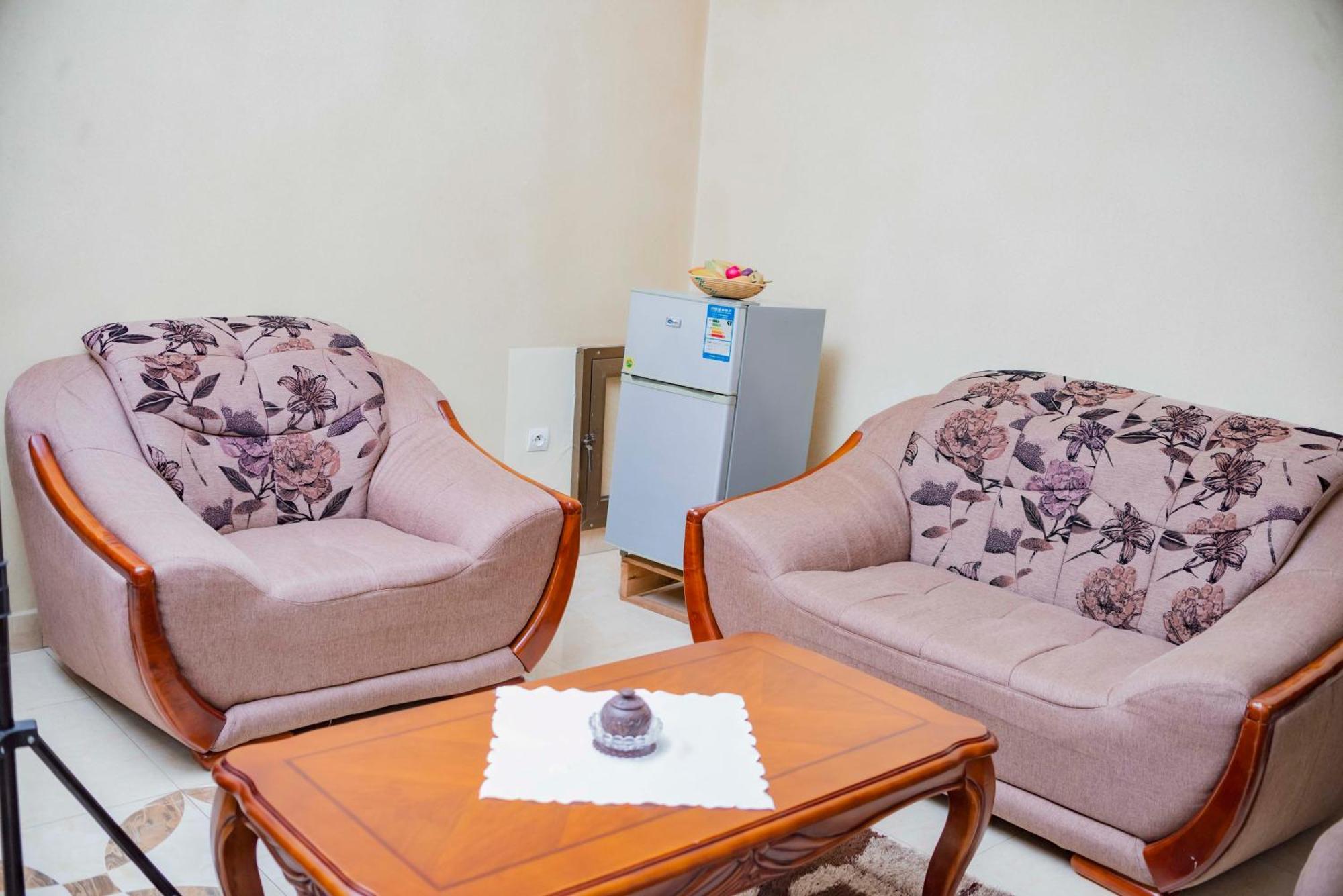 Tigers'S Apartment Hotel Bujumbura Luaran gambar